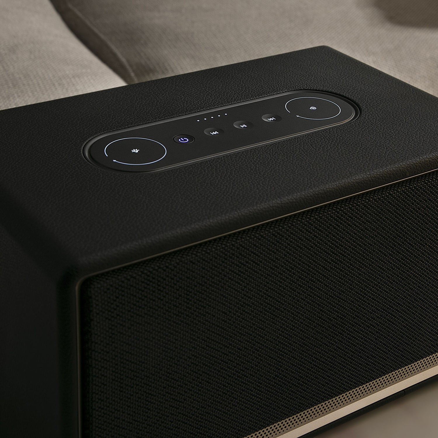 ES300 Tabletop Wireless Speaker