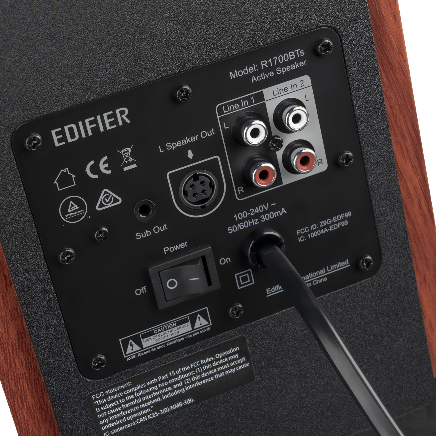 R1700BTs Bluetooth Bookshelf Speakers