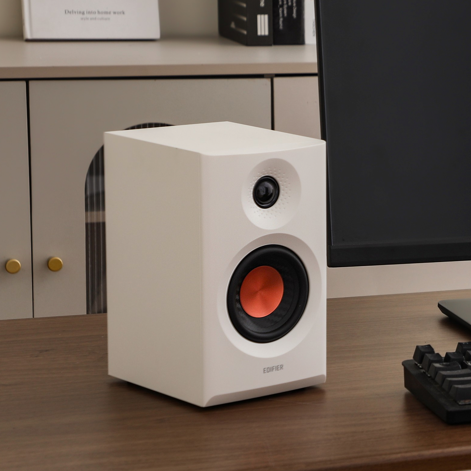 MR3 Powered Studio Monitor Speakers